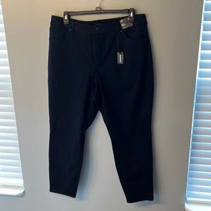 NWT Express curvy super soft skinny high rise black pants 18 LONG